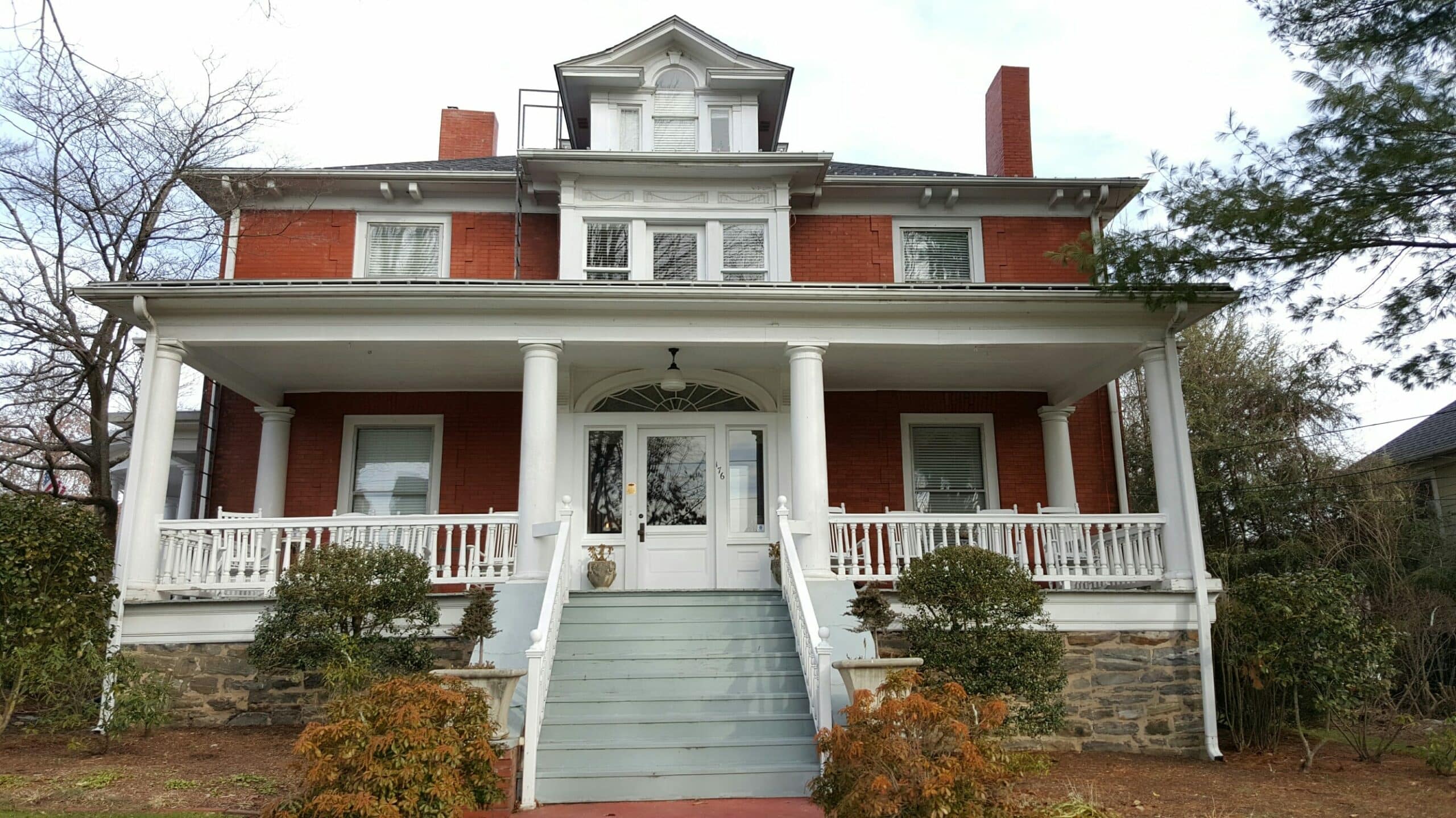 North Carolina B & B - Zubers Homestead Hotel, Iowa