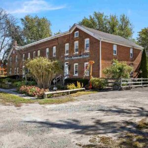 Zuber's Homestead Hotel